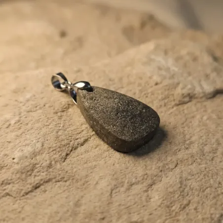 Pendentif Elkar Pyrite Drusy – Protection & Ancrage