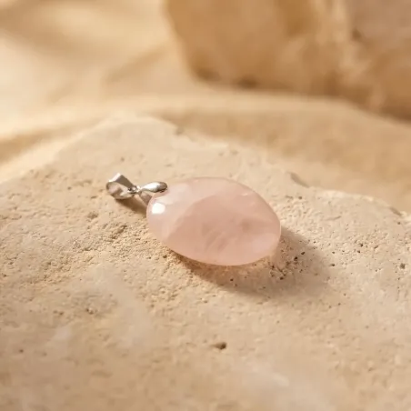 Pendentif Anahé Quartz Rose – Amour Doux & Harmonie du Cœur