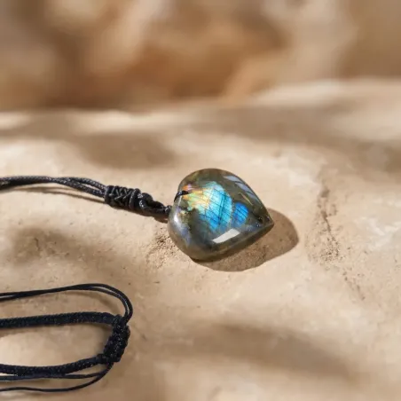 Collier Labradorite Cœur – Protection & Éveil Intuitif