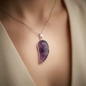 Collier Améthyste Aile d’Ange – Sérénité & Protection Spirituelle