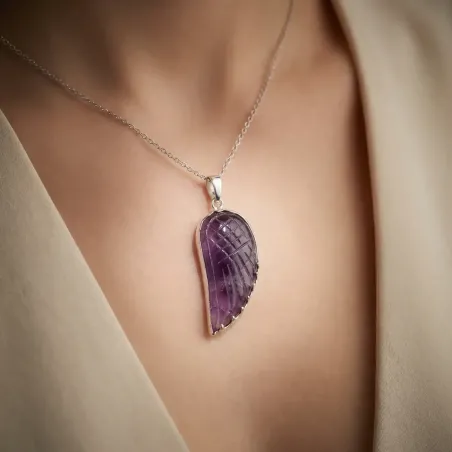 Collier Améthyste Aile d’Ange – Sérénité & Protection Spirituelle