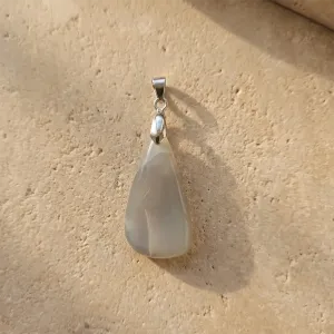 Pendentif Elaria Pierre de Lune – Intuitive & Équilibre Féminin