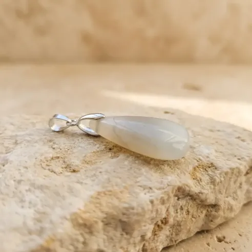 Pendentif Elaria Pierre de Lune – Intuitive & Équilibre Féminin