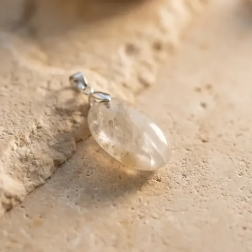 Pendentif Maelis Pierre de Lune – Intuition & Émotions Équilibrées