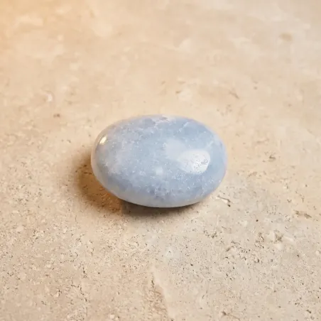 Galet Calcite Bleue 4-5 cm – Pierre apaisante et communication