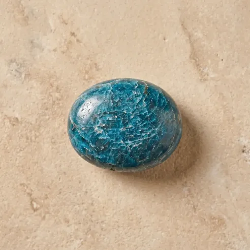 Galet Apatite – Pierre bleue de communication et d’intuition
