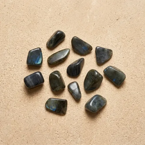 Pierre roulée en labradorite – Protection & clarté