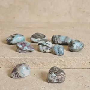 Pierre roulée en Larimar - Sérénité et communication