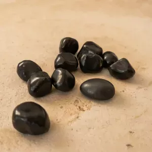 Pierres Roulées de Shungite – Pierre de Protection Naturelle