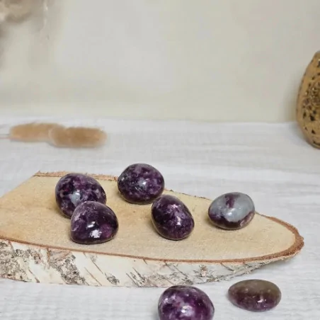 Pierre roulée en Lépidolite - Équilibre et sérénité