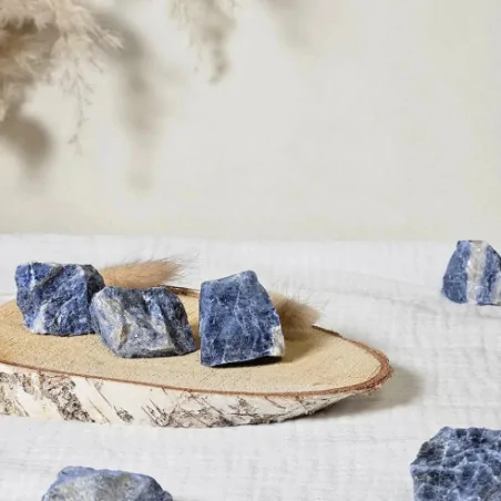Pierre brute Sodalite – Clarté & Équilibre mental
