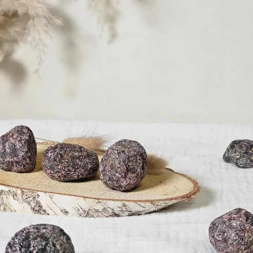 Pierre brute Grenat Almandin – Force & Vitalité