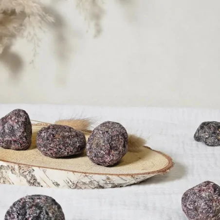 Pierre brute Grenat Almandin – Force & Vitalité