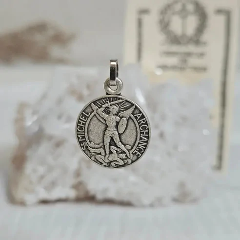 Médaille Saint Michel Argentée – Talisman de protection spirituelle