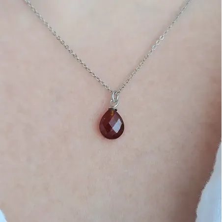 Collier Grenat Goutte facetté – Vitalité & Force intérieure