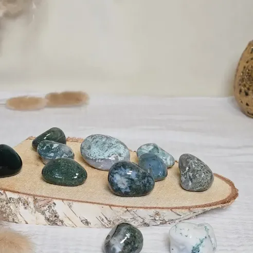 Pierre roulée Agate mousse - Équilibre et harmonie
