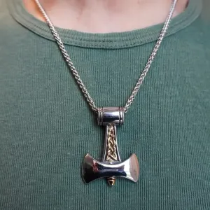 Collier Hache Viking Homme – Force et Héritage Nordique