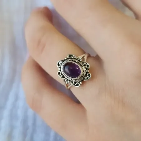 Bague Améthyste Juliette – Argent fleuri et paix intérieure