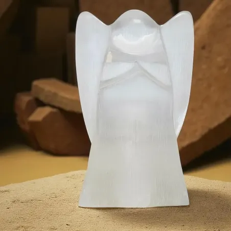 Lampe ange sélénite – Pierre de lumière et présence spirituelle