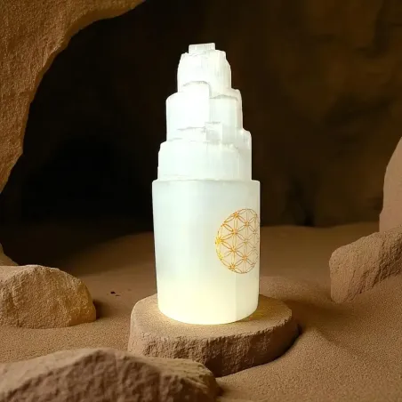 Lampe Sélénite Montagne avec Fleur de Vie dorée – Lumière sacrée
