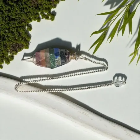 Pendule en pierre 7 chakras – Équilibre & divination