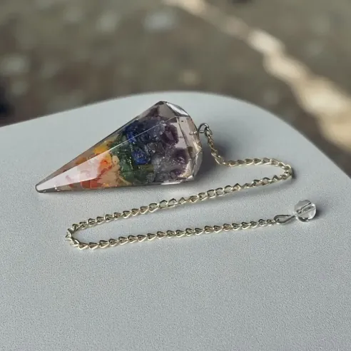 Pendule Orgonite 7 chakras – outil de divination énergétique
