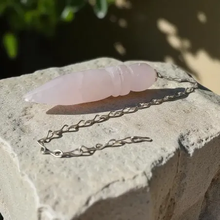 Pendule Égyptien Quartz Rose – Intuition & Énergie du cœur