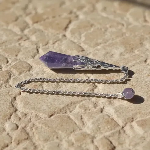 Pendule en Améthyste Witch – Magie & Intuition spirituelle