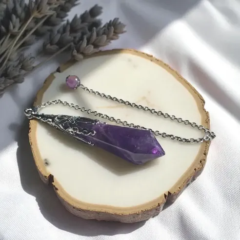 Pendule en Améthyste Witch – Magie & Intuition spirituelle