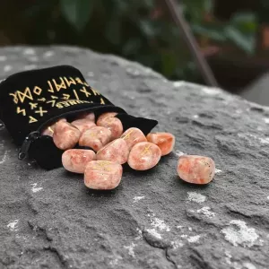 Runes Pierre de Soleil – Divination & Force Ancestrale