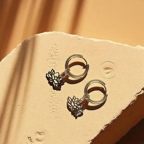 Boucles d'oreilles Lotus boucle – Éveil & Pureté