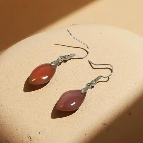 Boucles cornaline marquise – énergie vitale & acier inox