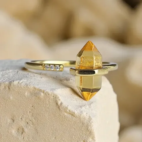 Bague citrine double pointe – Joie et abondance