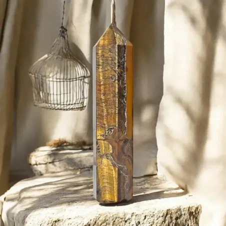 Obélisque Œil de Tigre 8 cm – Pierre de force et d’ancrage