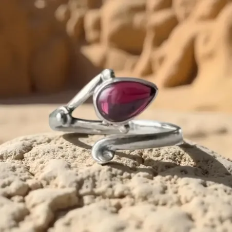 Bague grenat Mirel – Argent réglable - Ancrage & force douce