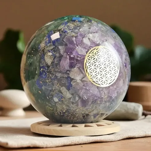 Orgonite Sphère 7 Chakras – équilibre et harmonisation