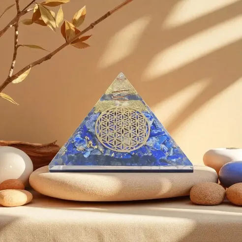 Pyramide orgonite lapis lazuli – Clarté & protection mentale