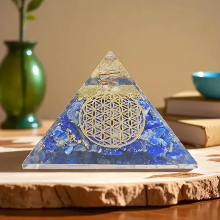 Pyramide orgonite lapis lazuli – Clarté & protection mentale