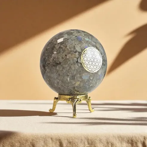 Sphère Orgonite labradorite – protection & lumière intérieure