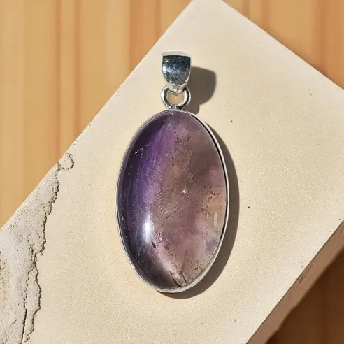 Pendentif Amétrine Ovale – Clarté & Équilibre émotionnel