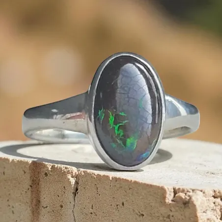 Bague Opale Boulder – Intuition & lumière mystique