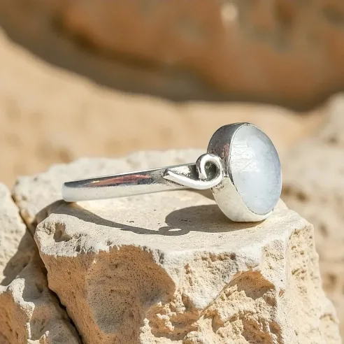Bague Pierre de Lune Angel - Intuition et douceur sacrée