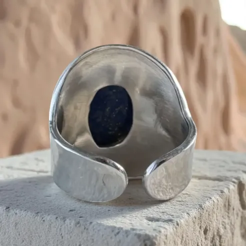 Bague Lapis Lazuli et Argent Martelée – Sagesse & Clarté
