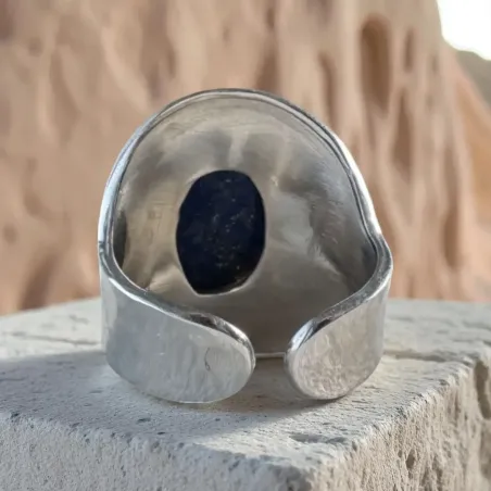 Bague Lapis Lazuli et Argent Martelée – Sagesse & Clarté