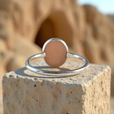 Bague en Pierre de Soleil – Énergie solaire et élégance