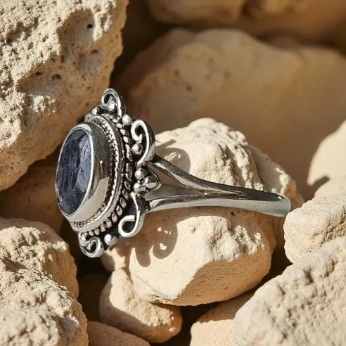 Bague Saphir Juliette – Argent fleuri et sagesse intérieure