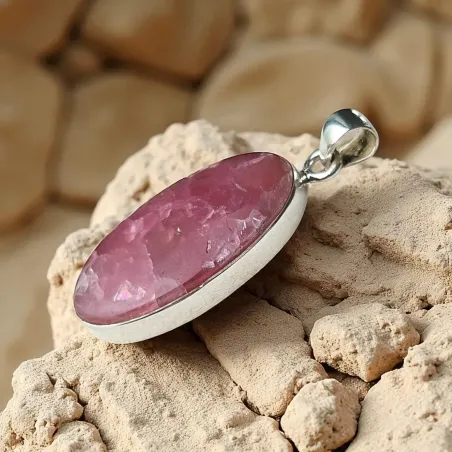 Pendentif cobaltocalcite – Amour et douceur vibratoire