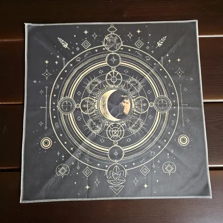 Tapis de voyance lune astres noir et doré