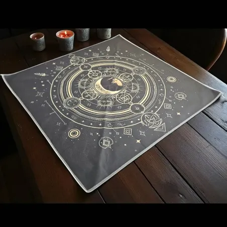 Tapis de voyance lune astres noir et doré