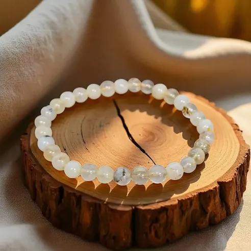 Bracelet en Quartz Rutile – Clarté & Alignement intérieur